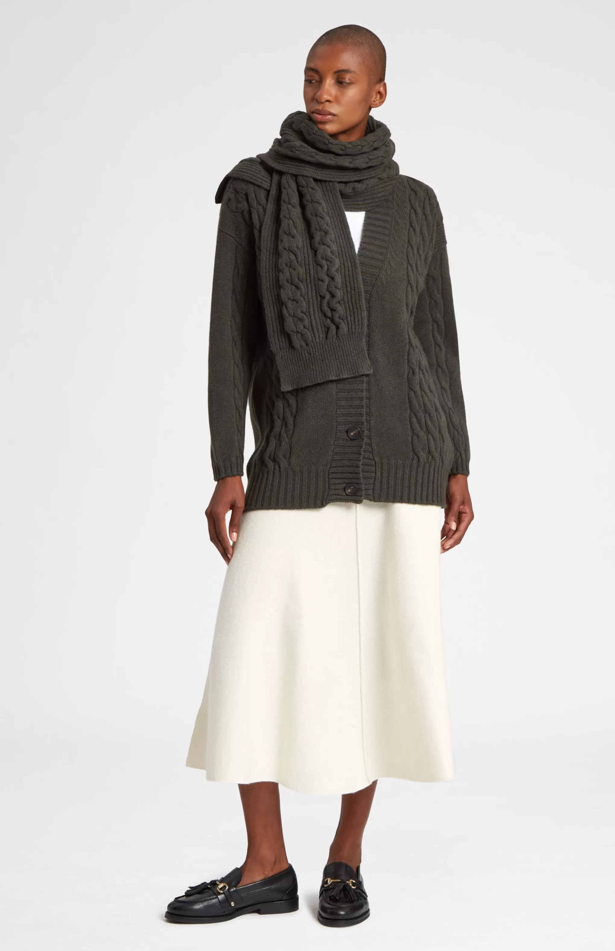 Clearance All Over Rib And Cable Scarf Detail In Khaki Men Made in Scotland
