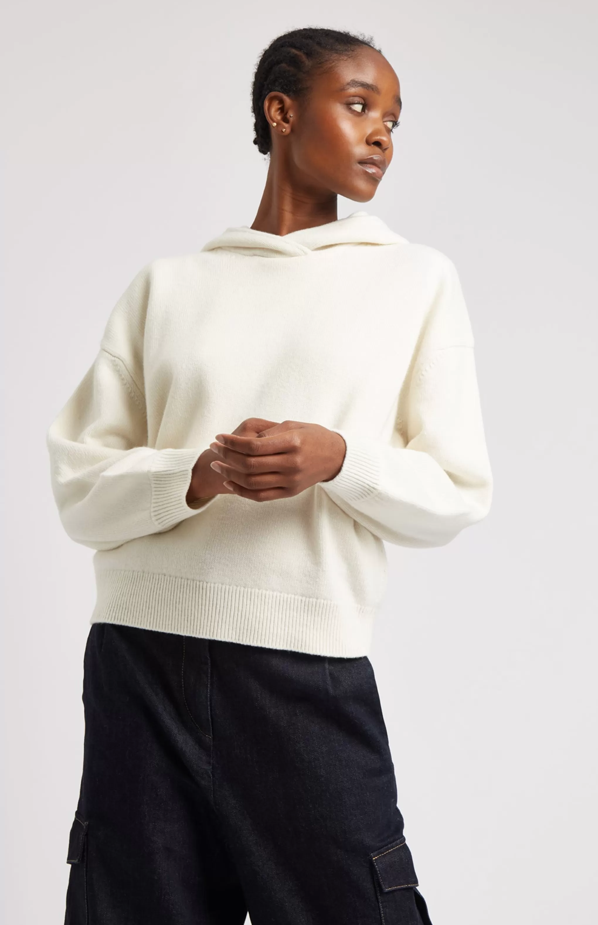 Shop Cashmere Blend Hoodie In Cream Men/Women Loungewear