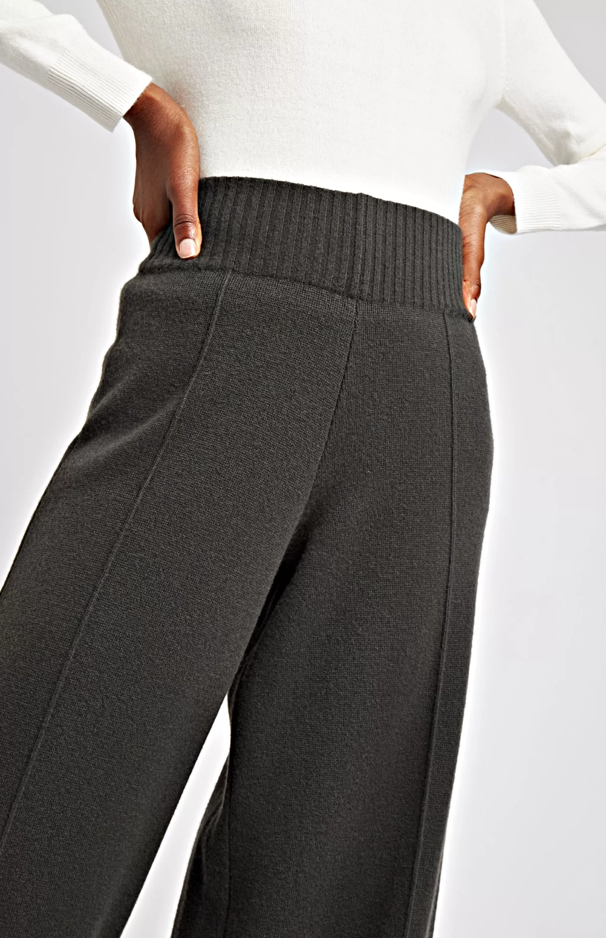 Sale Cashmere Blend Trousers In Dark Khaki Men/Women Trousers
