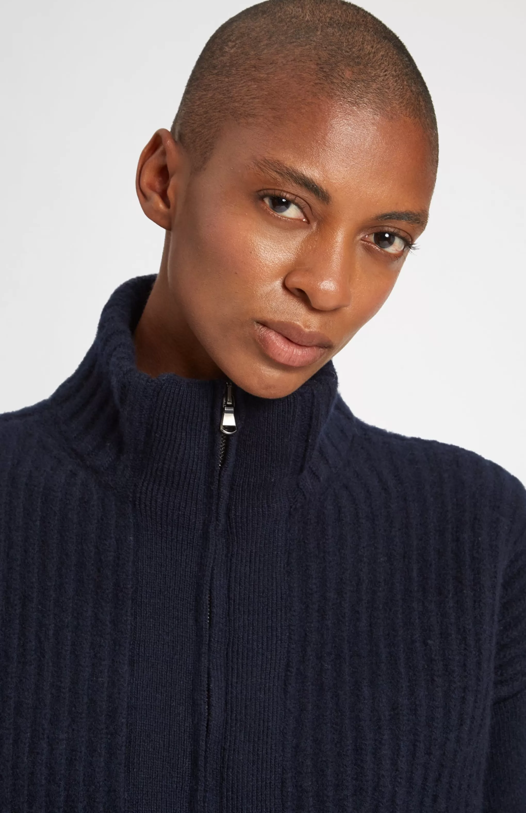 Shop Cashmere Blend Zip Thru Jacket In Indigo Men/Women Loungewear