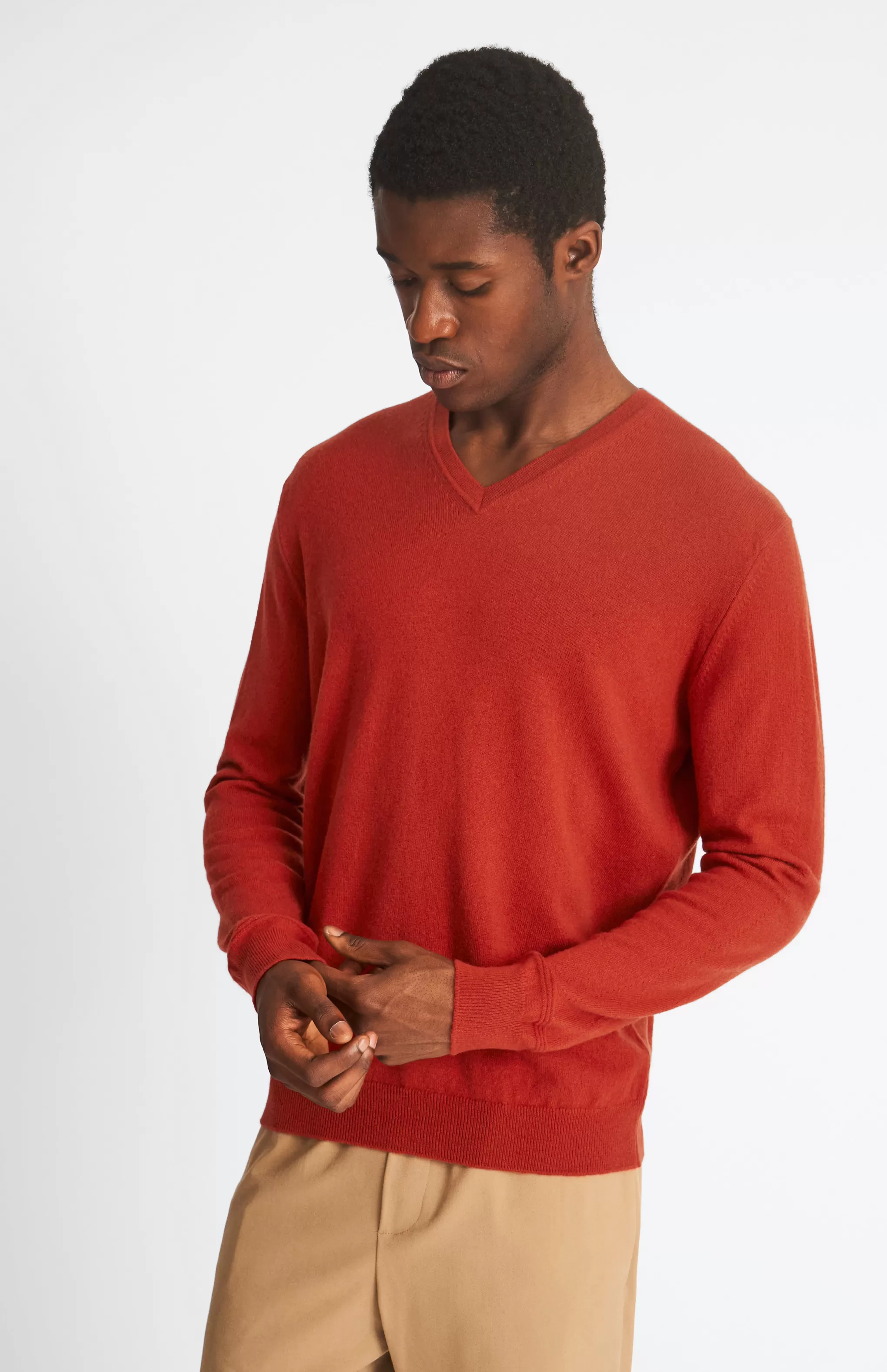 Online Classic V Neck Cashmere Jumper In Rust Red Men Gifts for Men