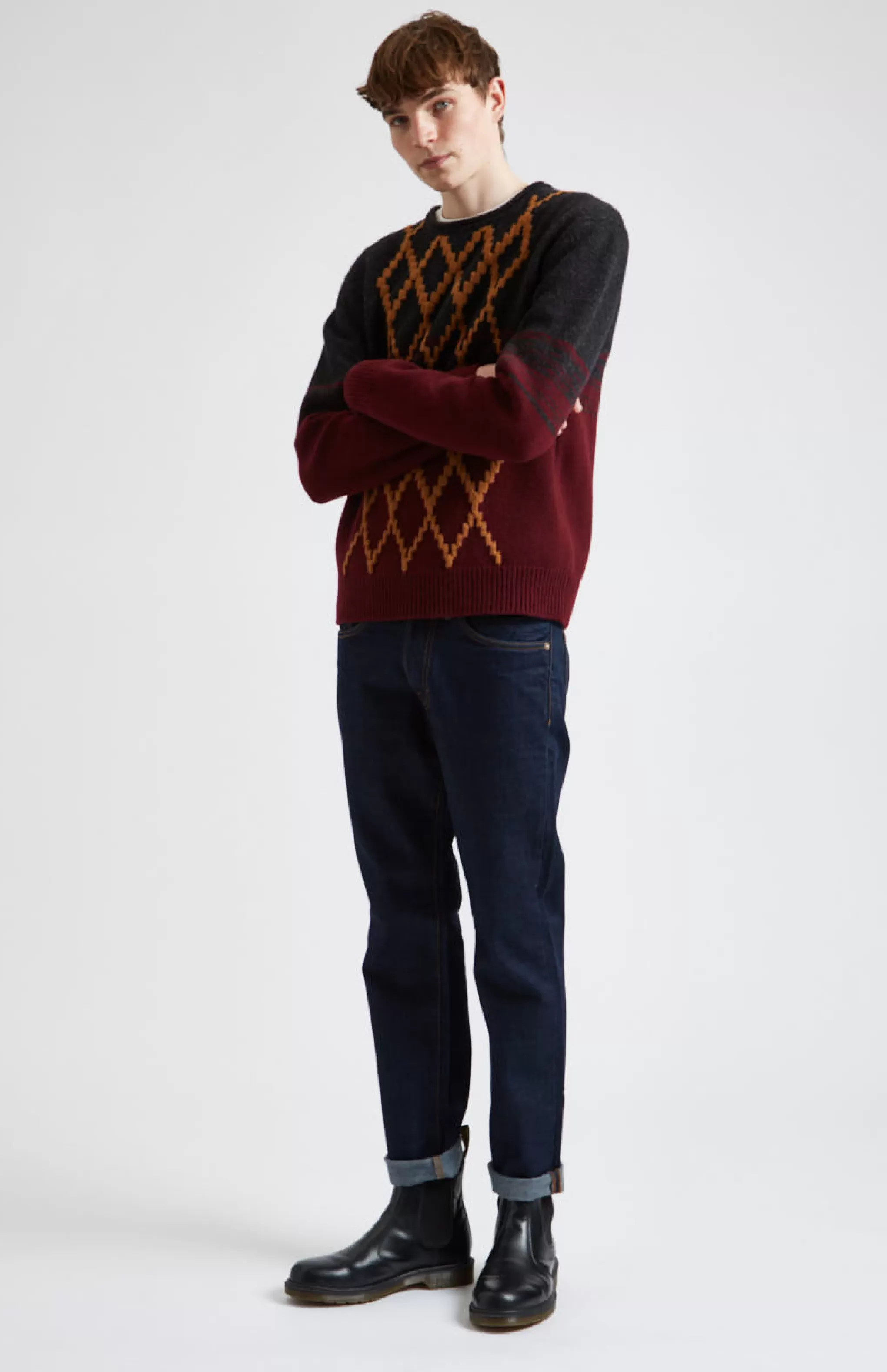 New Lambswool Round Neck Jumper With Argyle Pattern And Degrade Effect In Charocal And Dark Claret Men Round Neck Knits