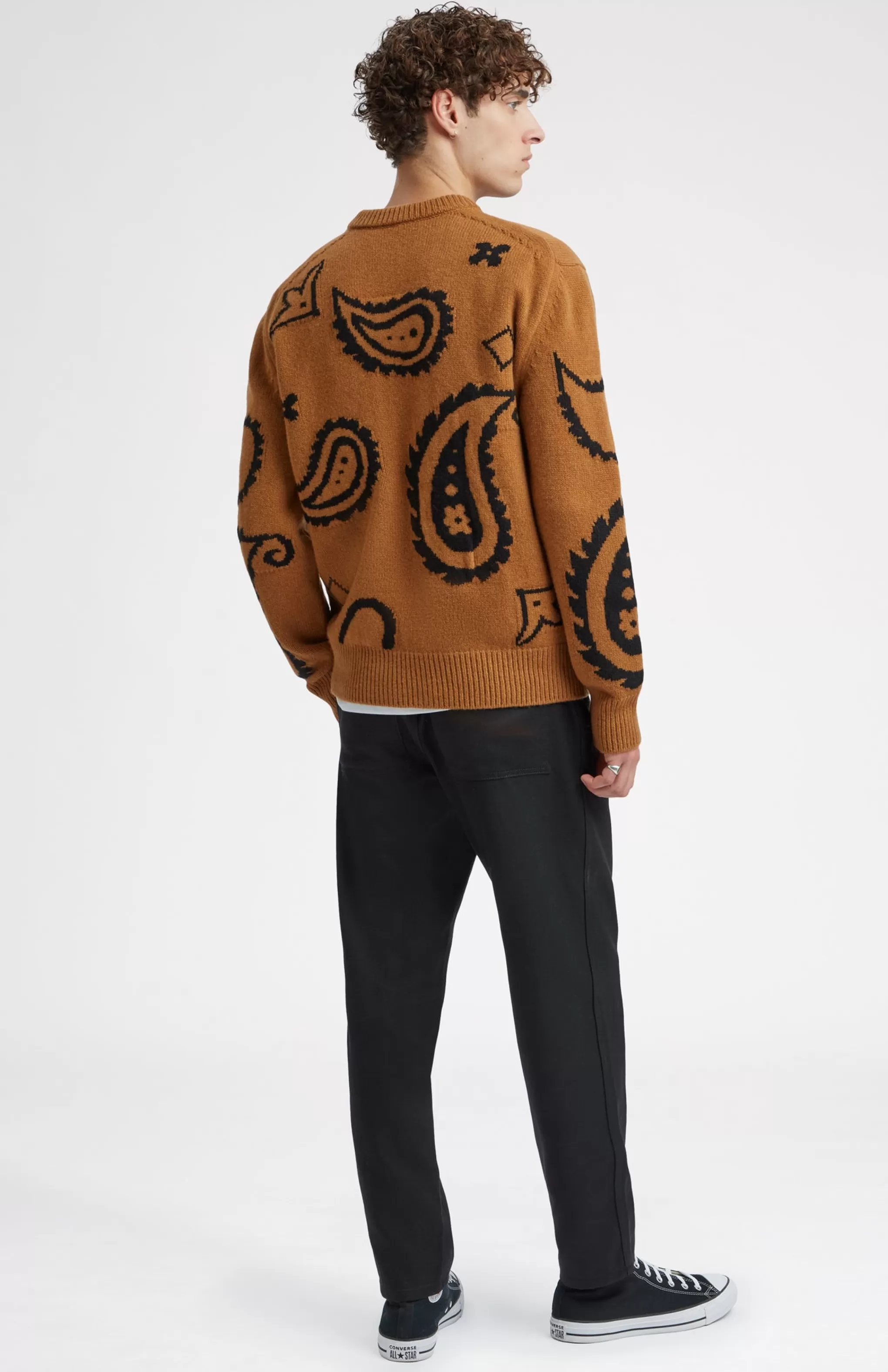Outlet Lambswool Round Neck Jumper With Exploded Paisley Intarsia Pattern In Vicuna And Black Men Round Neck Knits