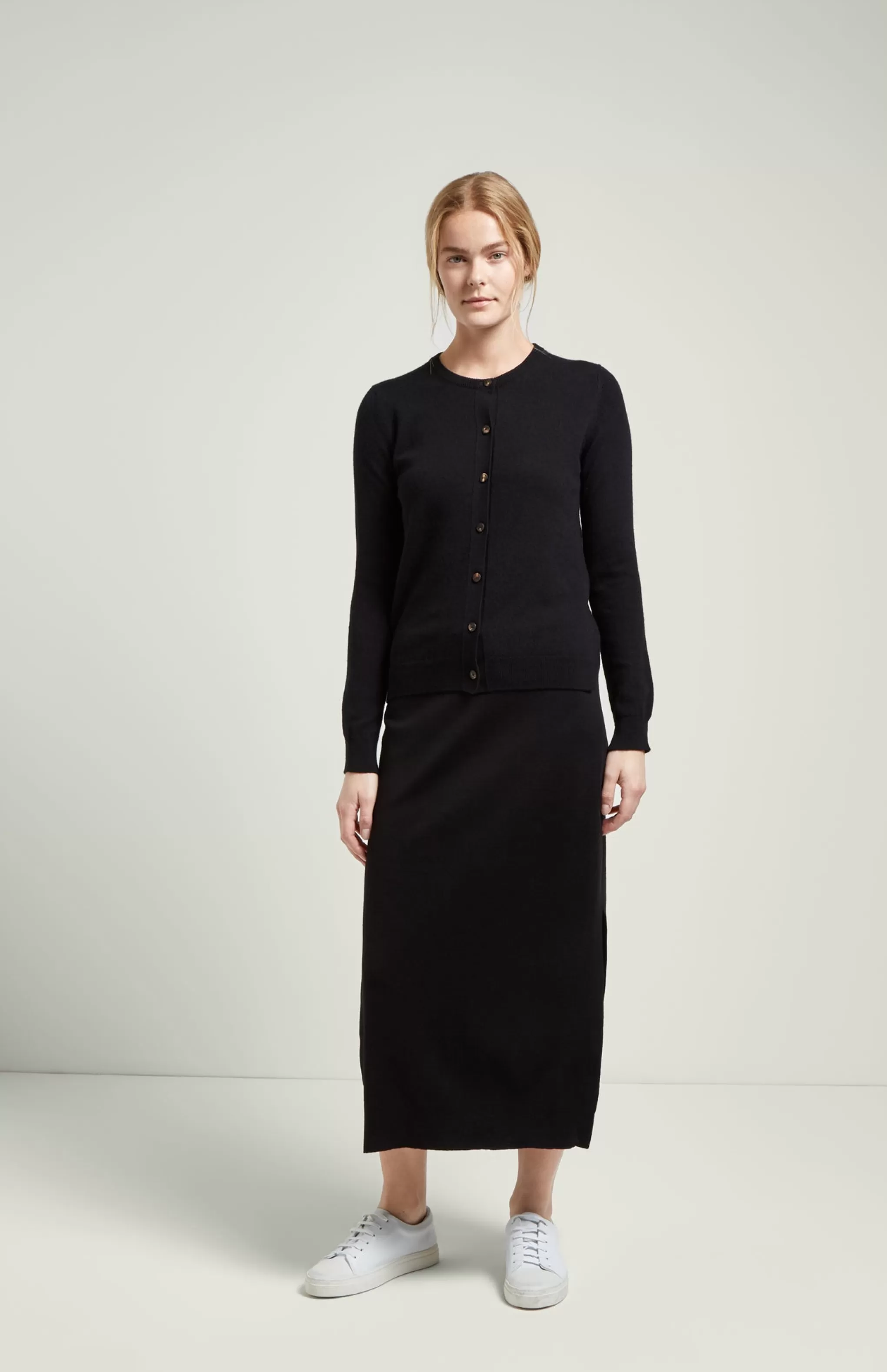 Discount Long Merino Skirt in Black Men/Women Skirts