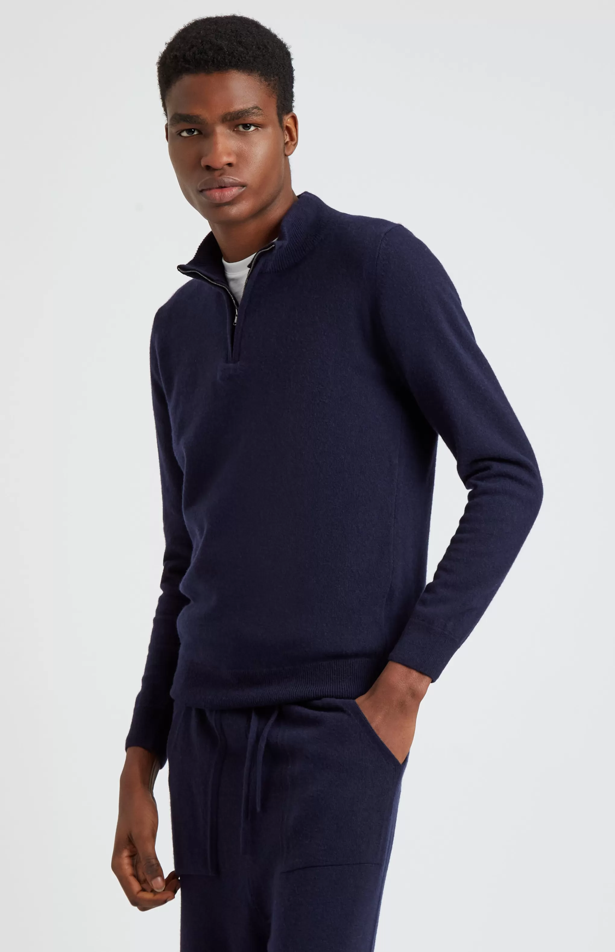 Best Men's Knitted Merino Cashmere Joggers In Navy Men Gifts for Men