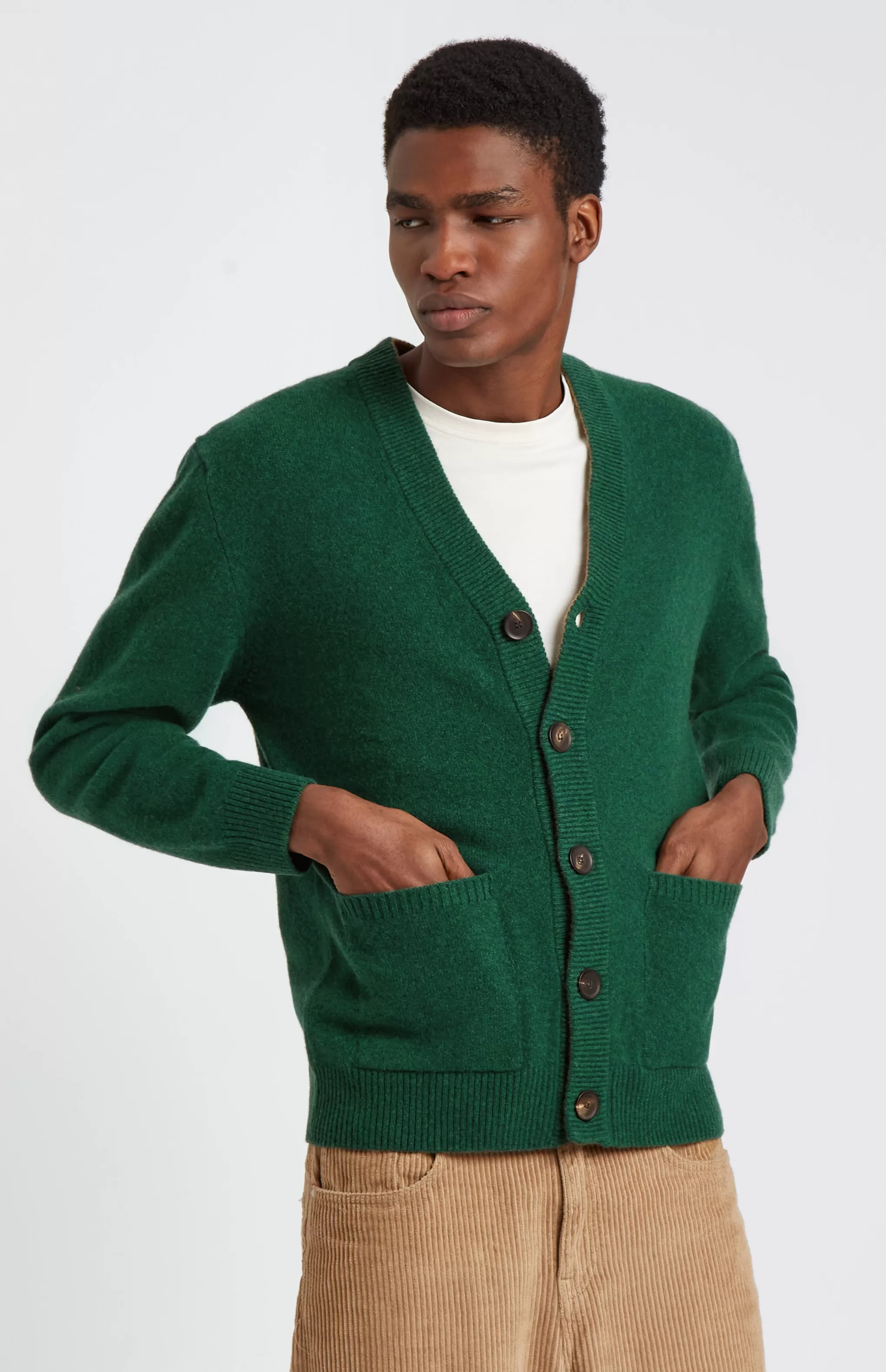 Flash Sale Men's Lambswool V Neck Cardigan In Forest / Sandstorm Men Lambswool