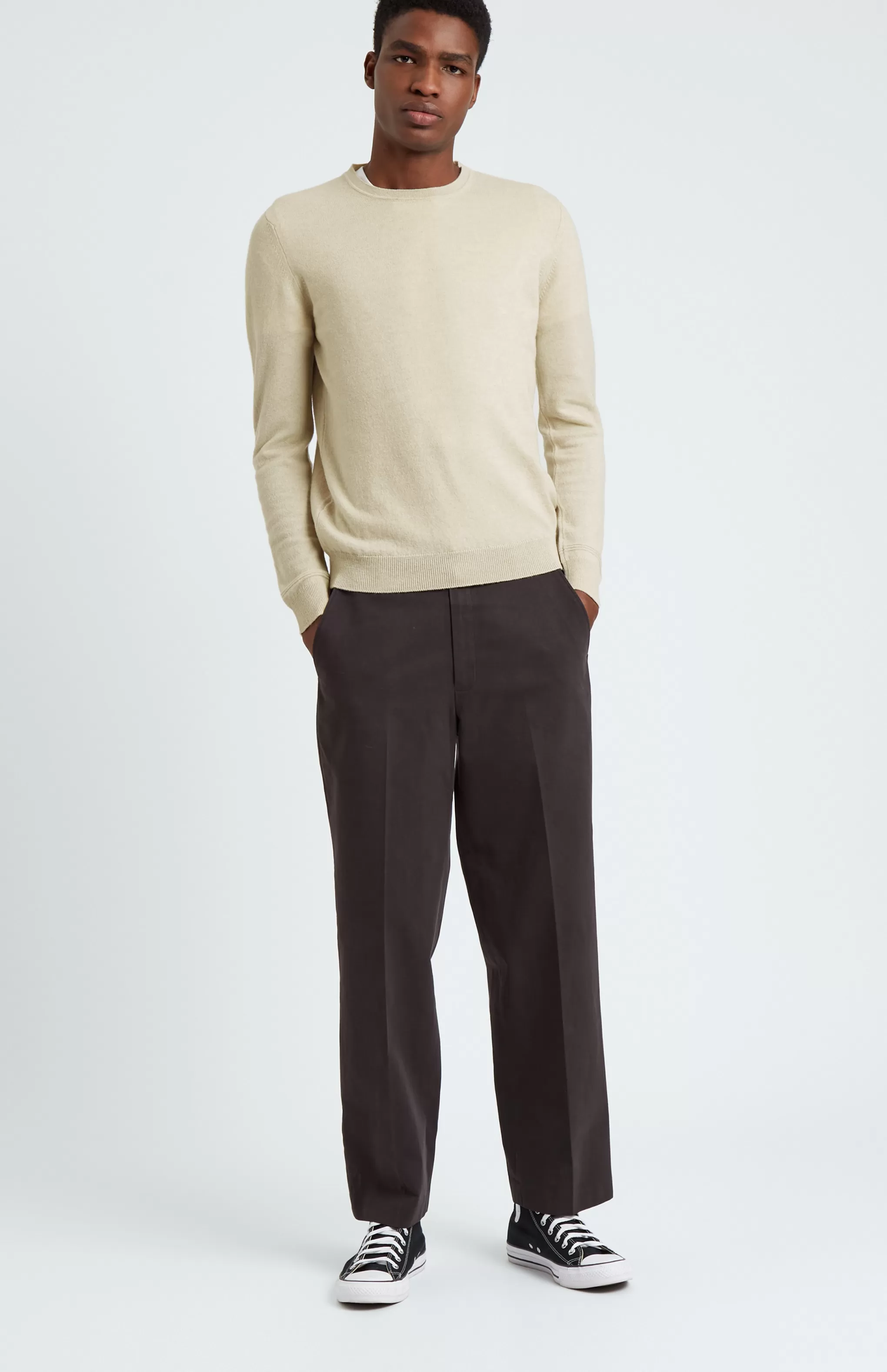 Store Men's Round Neck Cashmere Jumper In Light Natural Men Made in Scotland