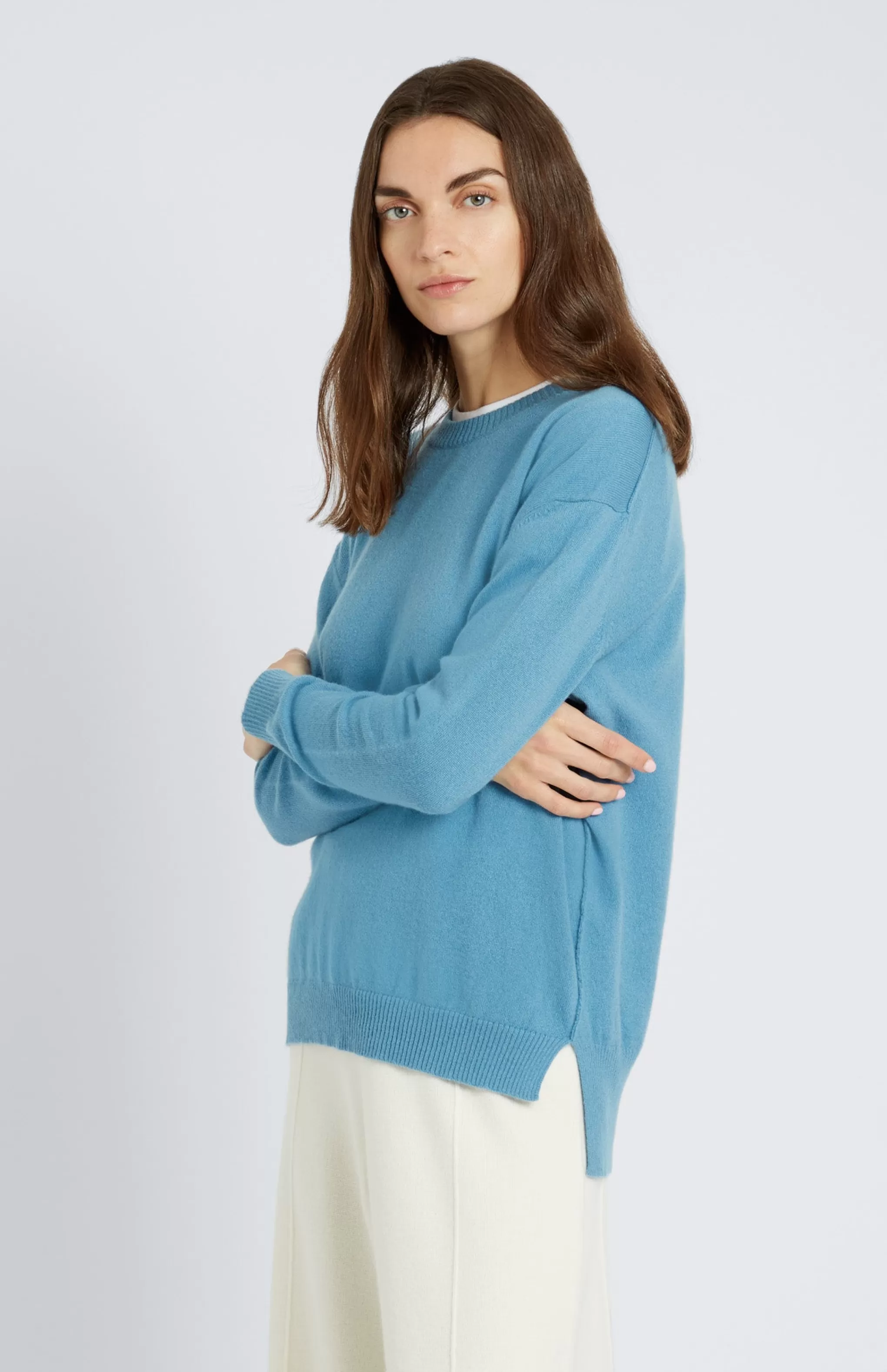 New Round Neck Cashmere Jumper In Blue Smoke Men/Women Classic Cashmere