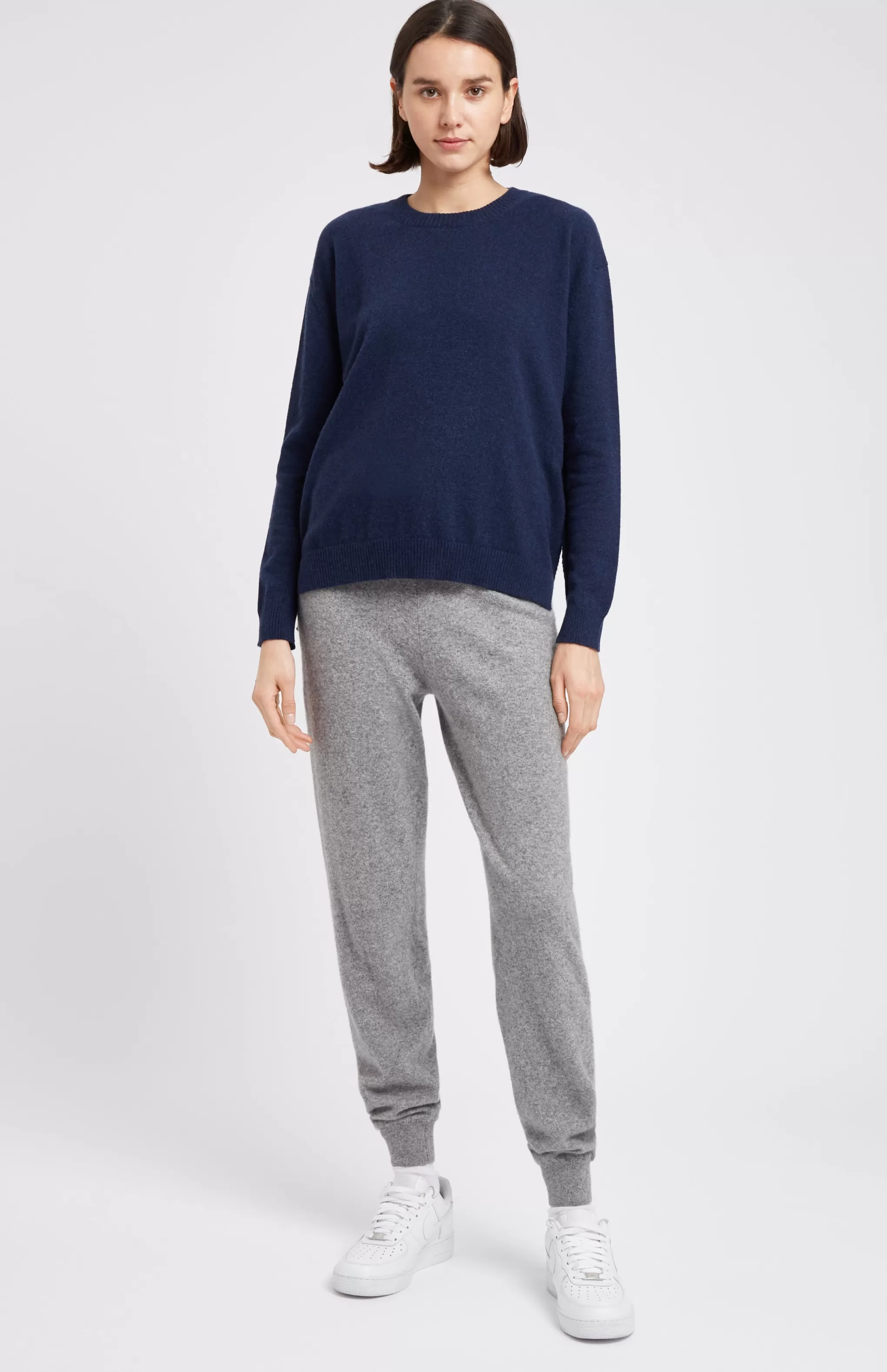 Store Round Neck Cashmere Jumper In Inkwell Men/Women Classic Cashmere
