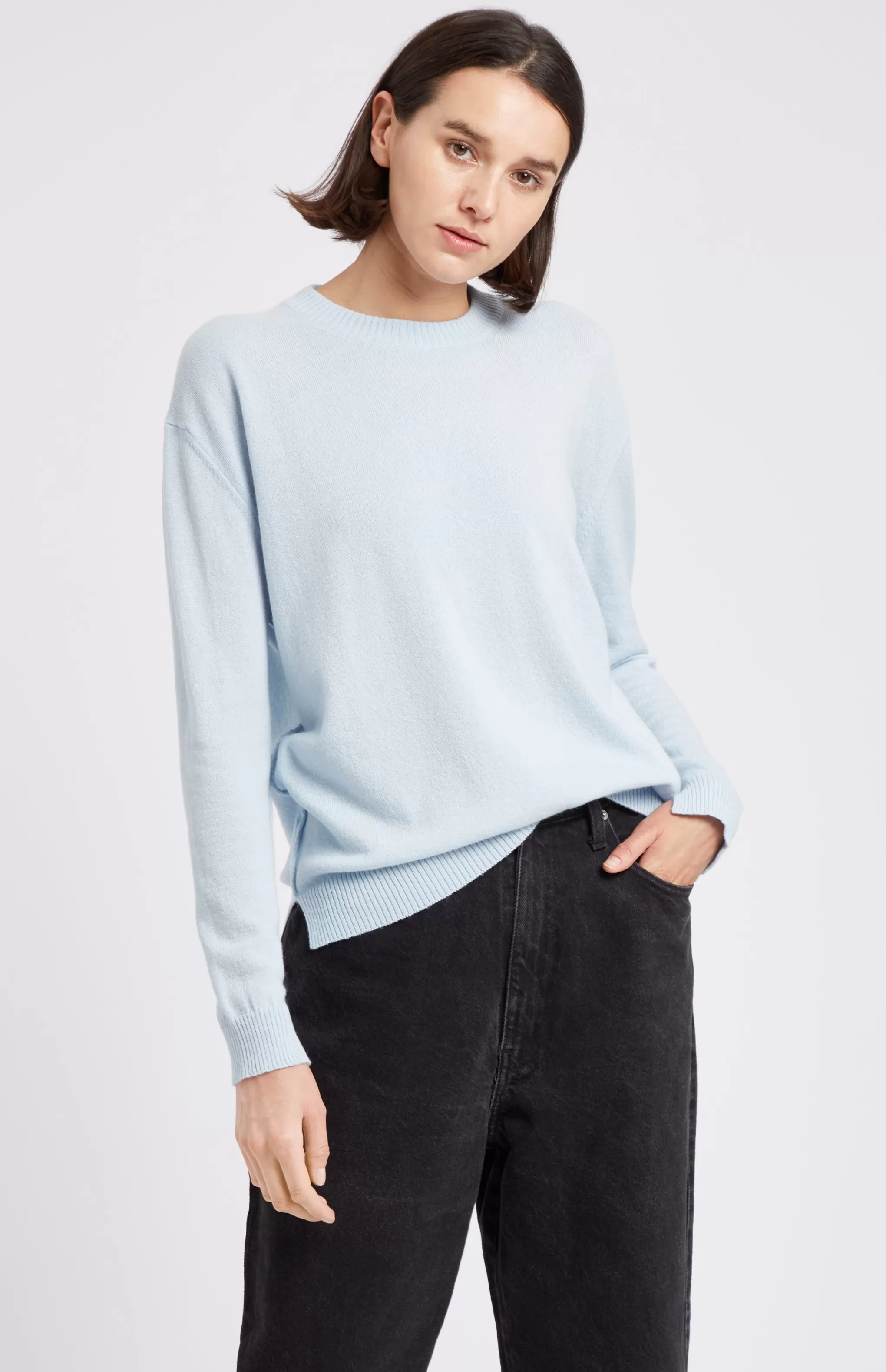 New Round Neck Cashmere Jumper In Sea Foam Men/Women Classic Cashmere