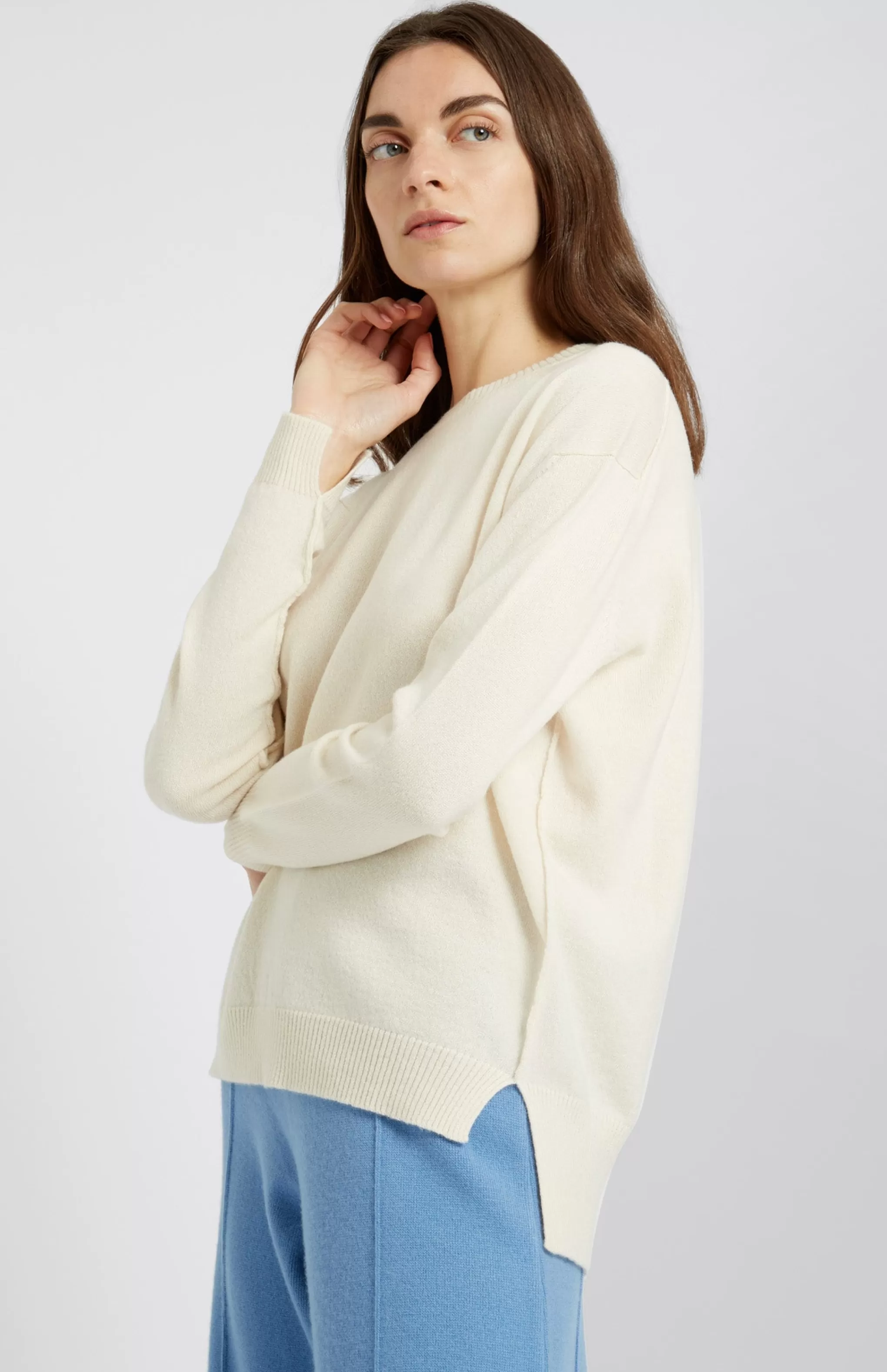 Store Round Neck Cashmere Jumper In Vanilla Cream Men/Women Round Neck Knits