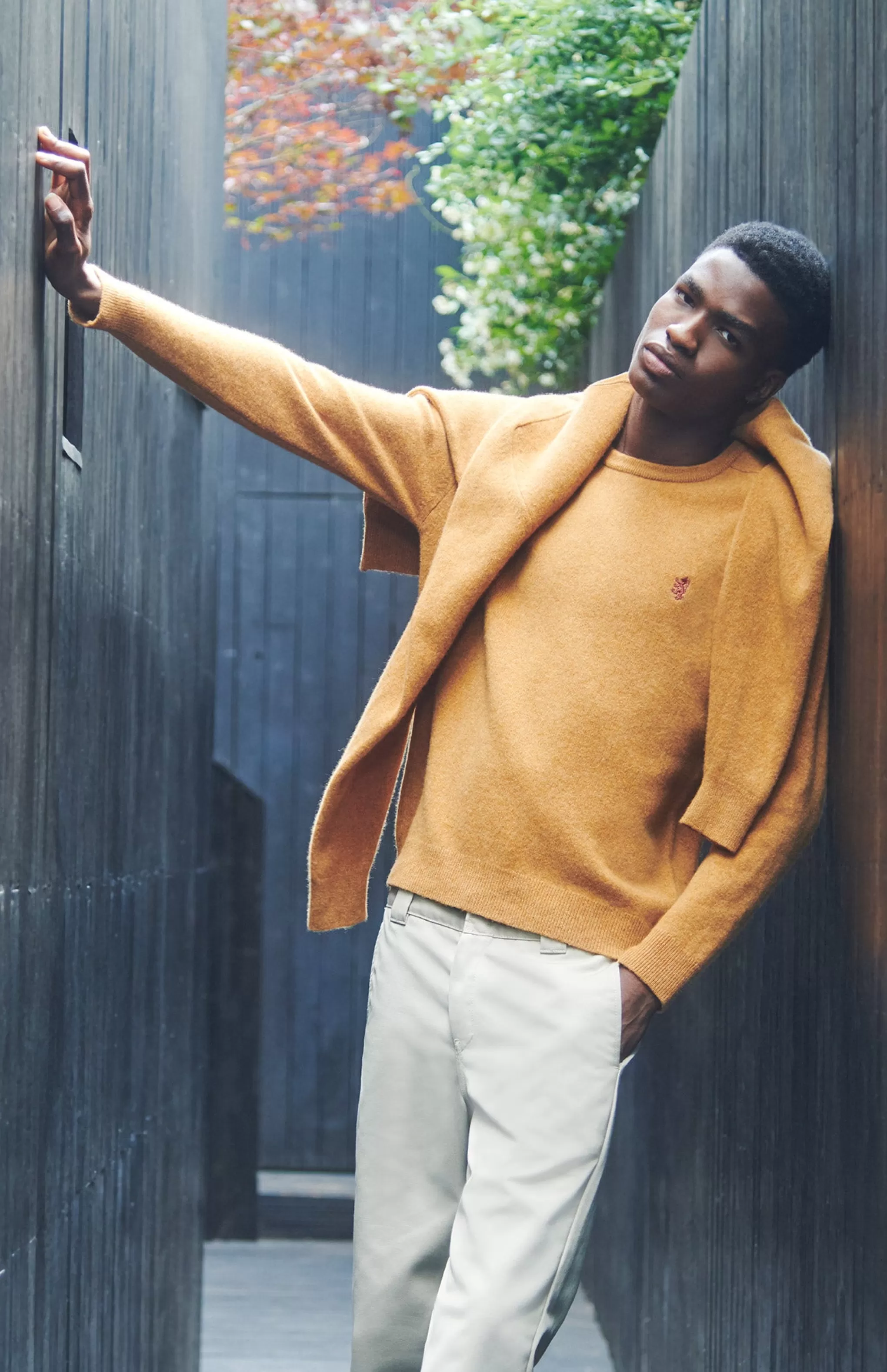 Clearance Round Neck Lion Lambswool Jumper In Mustard Sand / Red Rust Men Gifts for Men