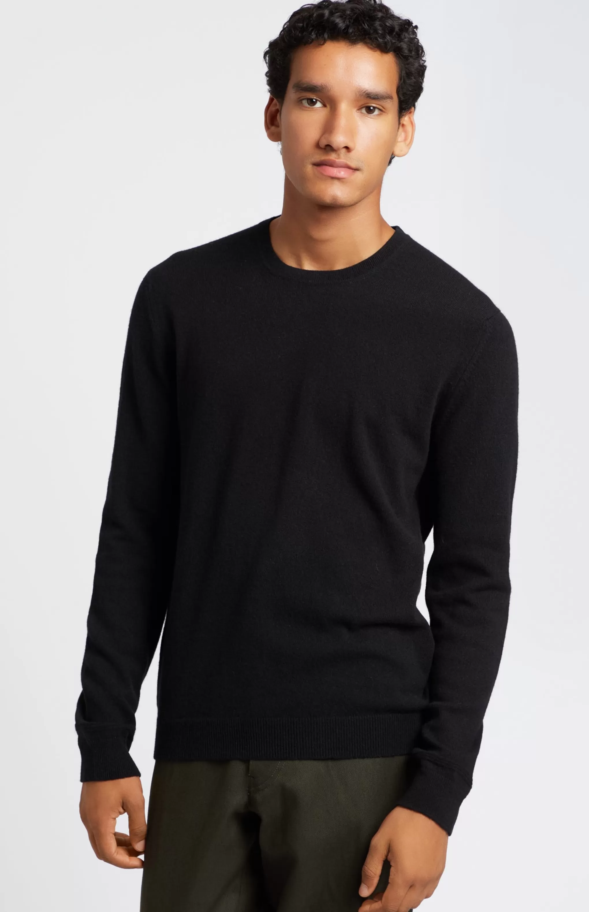 Store Scottish Cashmere Jumper In Black Men Classic Cashmere