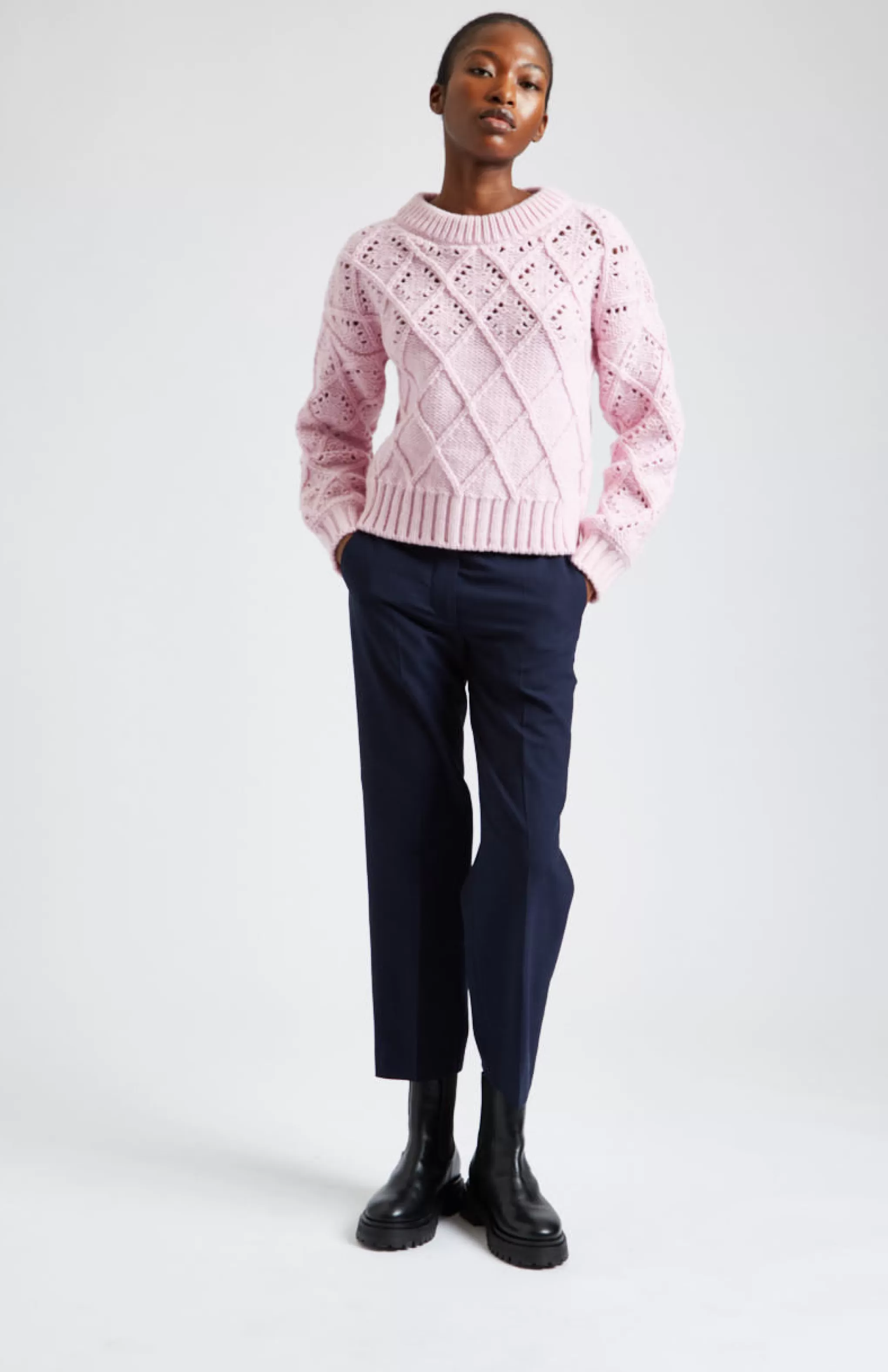 Fashion Superfine Wool Jumper With Allover Diamond Pattern In Powder Pink Men/Women Round Neck Knits