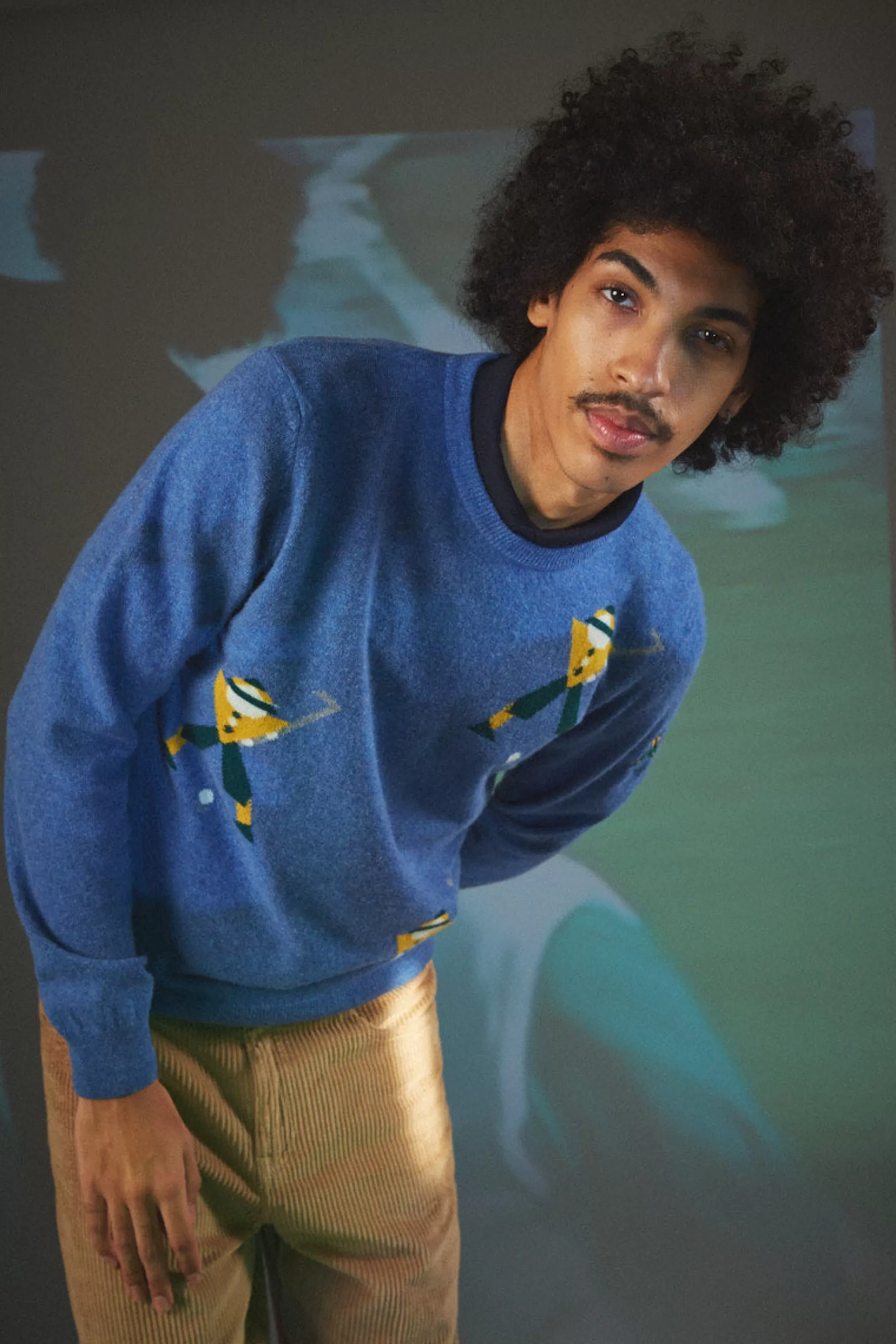 New Unisex Round Neck Multi Geometric George Golf Jumper In Denim. Men Jumpers