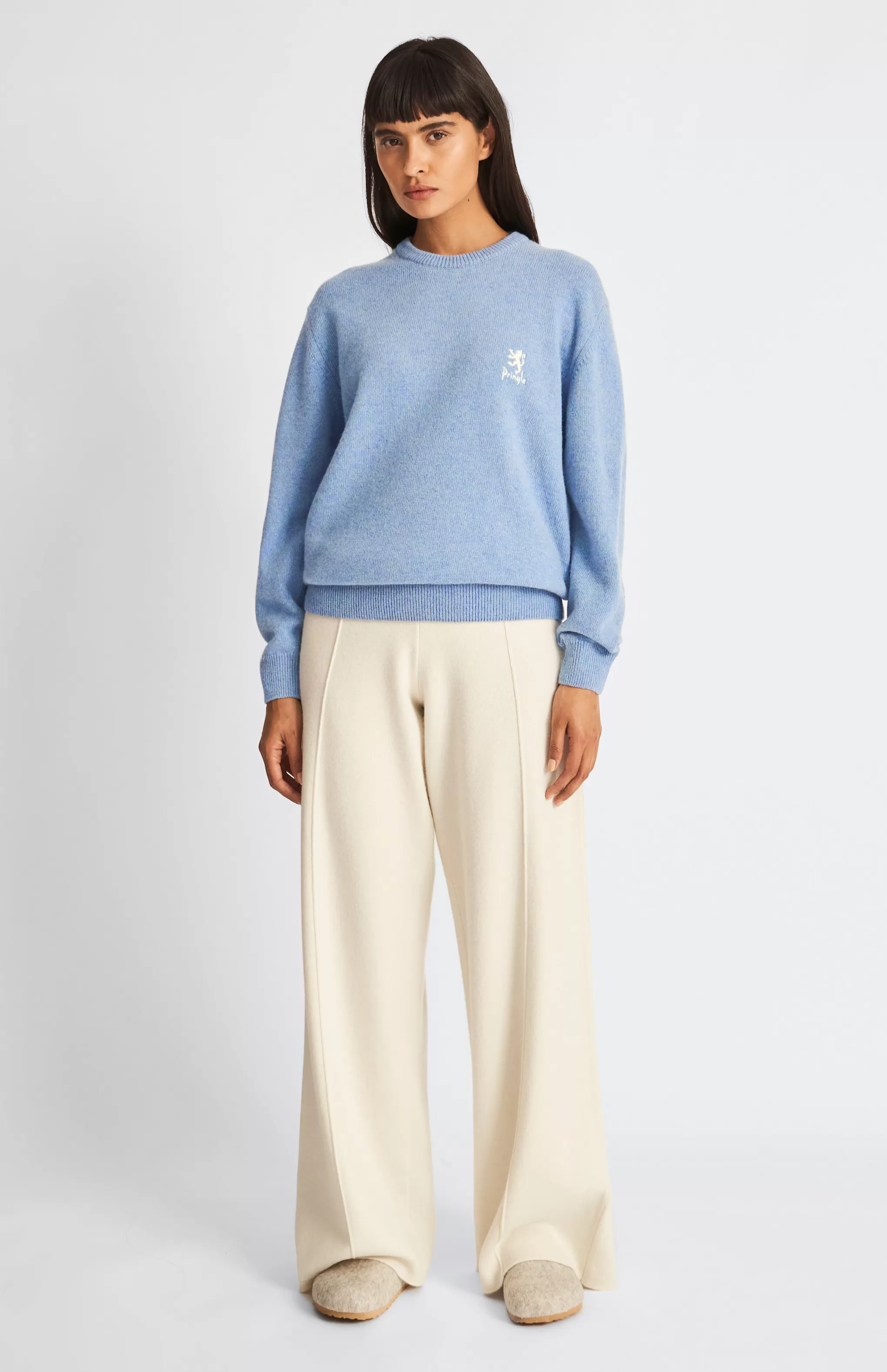 Hot Women's Archive Round Neck Lambswool Blend Jumper In Carolina Blue Men/Women Round Neck Knits