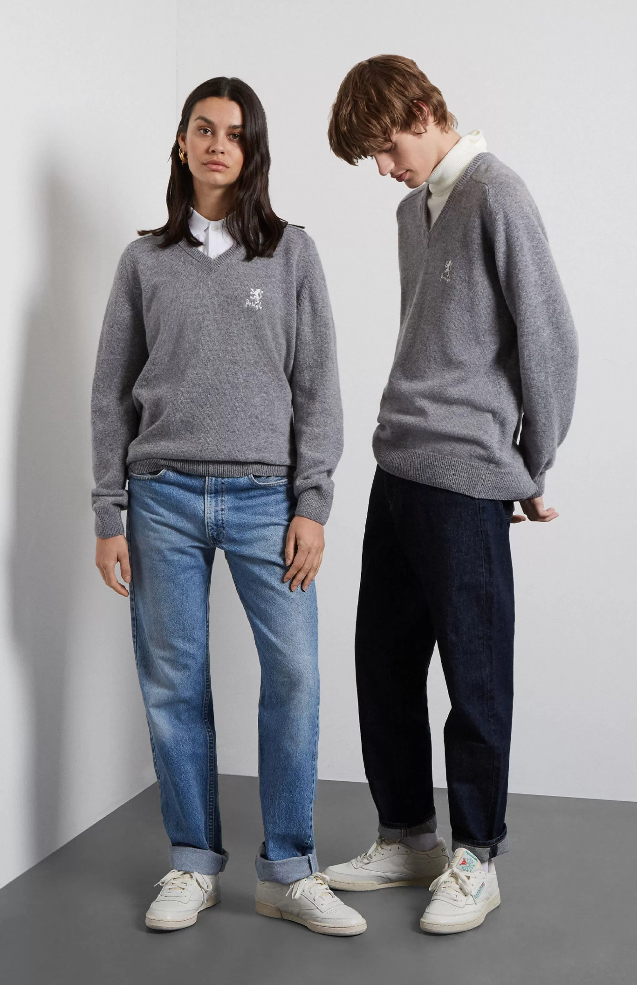 Sale Women's Archive V Neck Lambswool Blend Jumper In Grey Marl Men/Women V Neck Knits