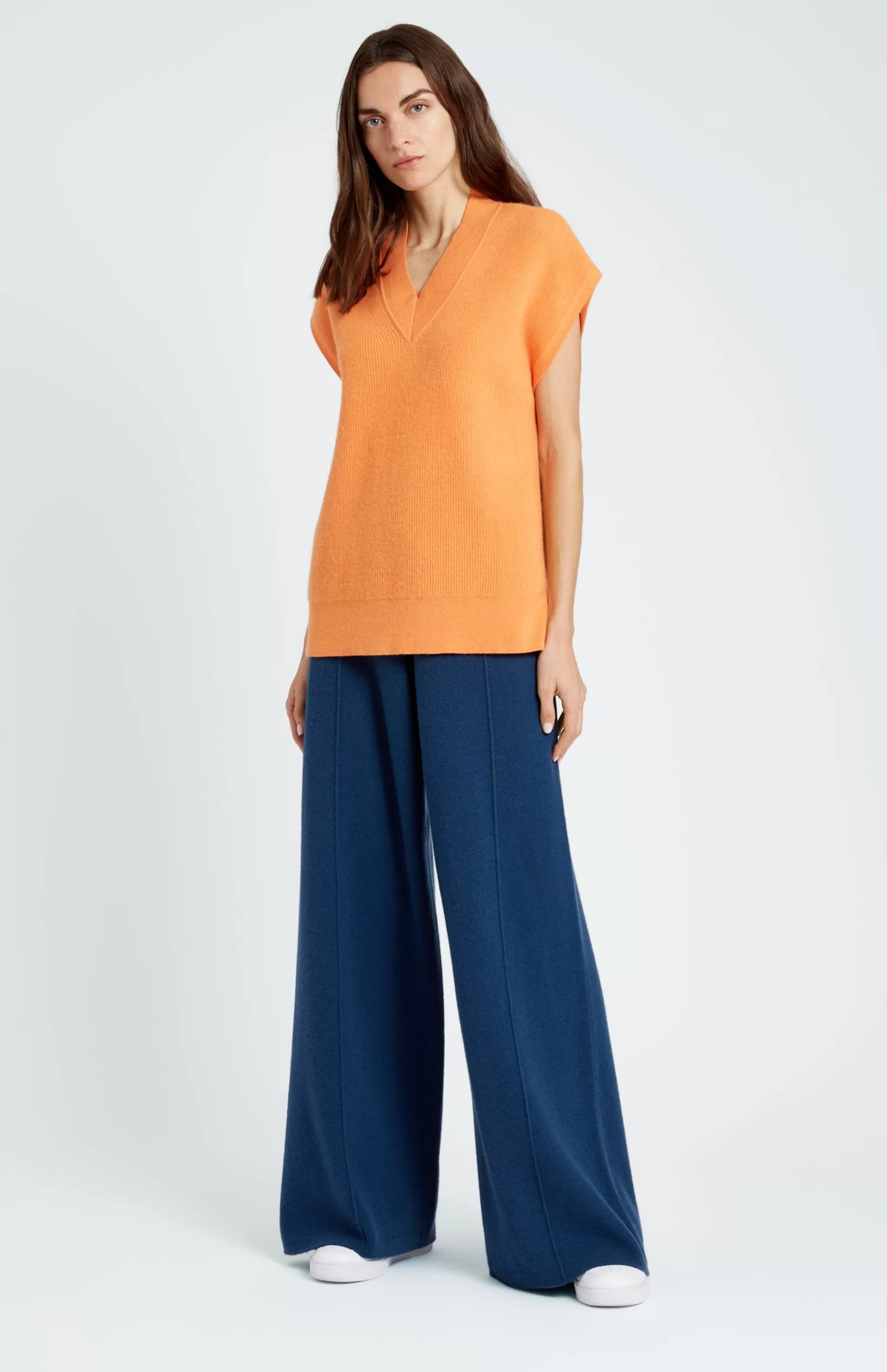Cheap Women's Cashmere Blend V Neck Sleeveless Jumper In Burnt Orange Men/Women V Neck Knits