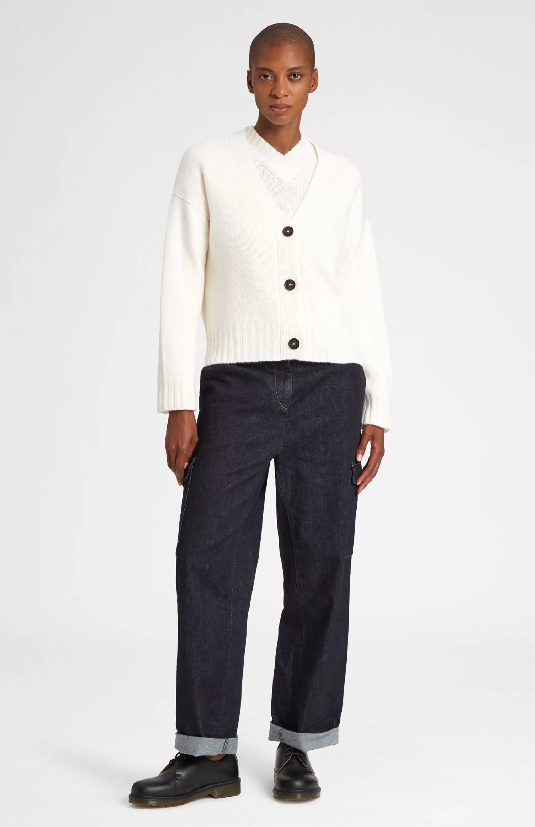 New Women's Cropped Cosy Cashmere Cardigan In Vanilla Cream Men/Women Made in Scotland