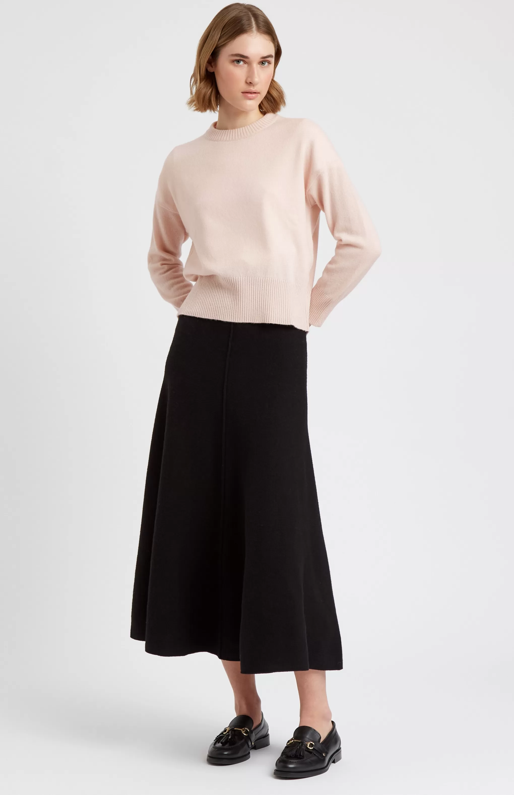 New Women's Lightweight Round Neck Cashmere Jumper In Pastel Pink Men/Women Round Neck Knits