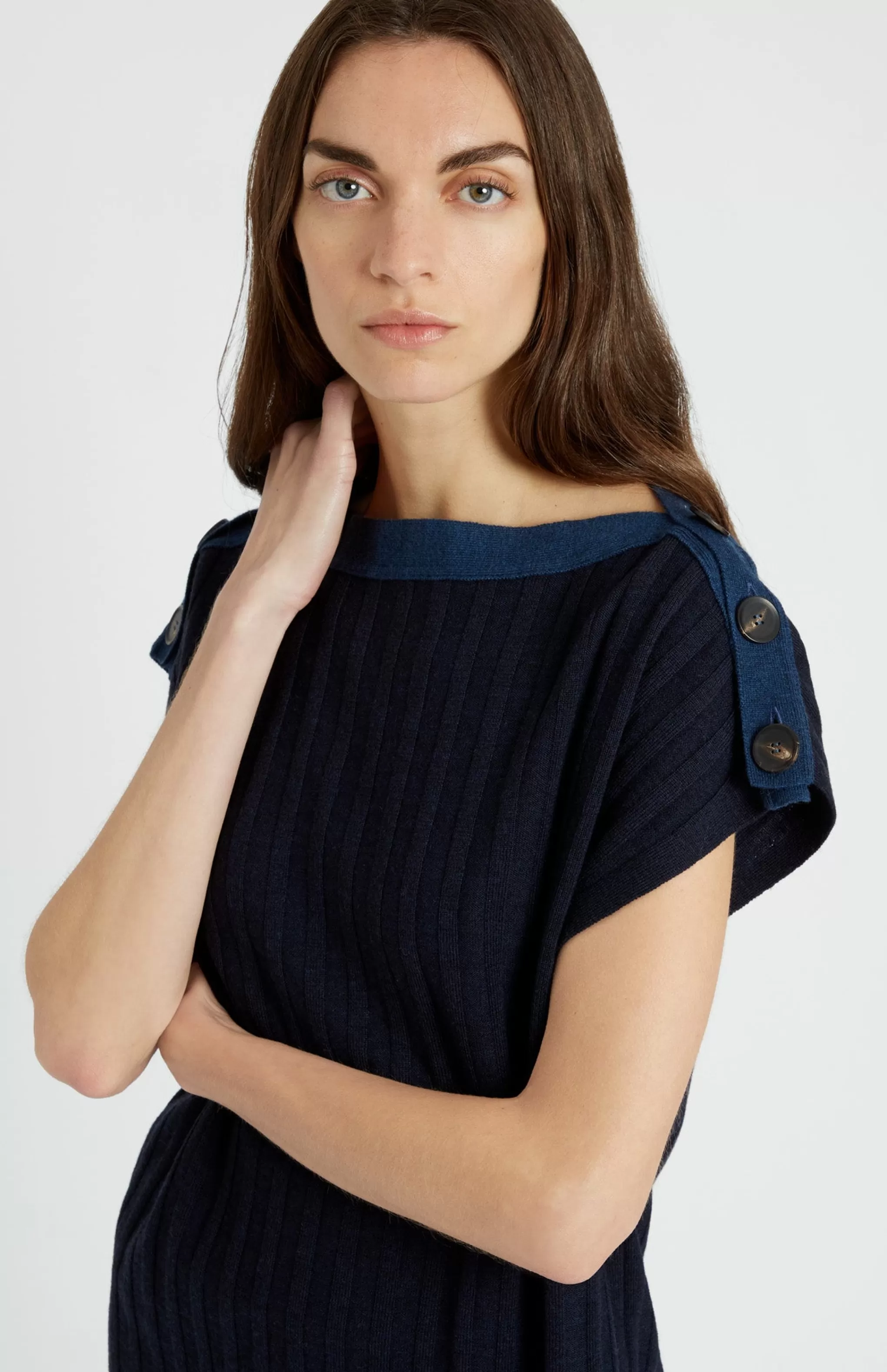 Best Sale Women's Round Neck Merino Sleeveless Jumper In Navy Men/Women Round Neck Knits